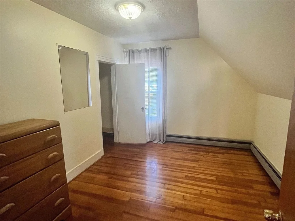 56 William St, South Medford