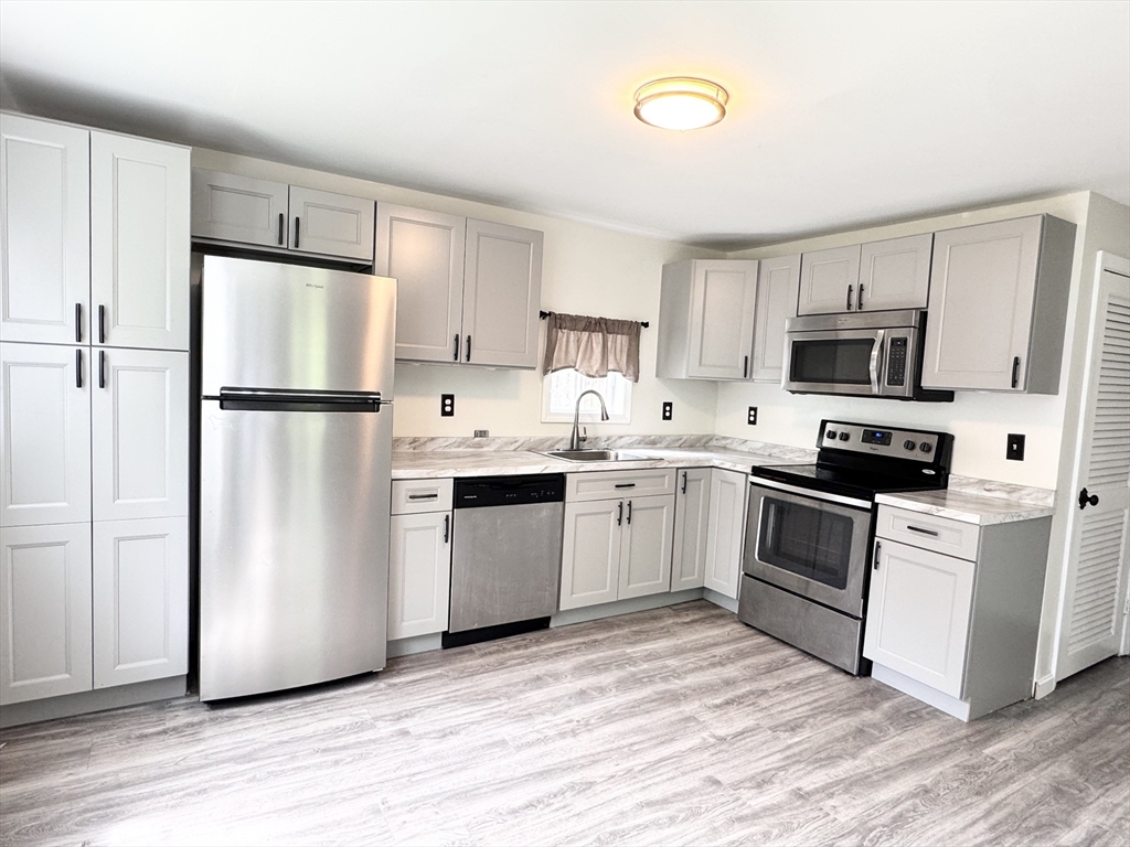 172 -174 Sanborn St, Fitchburg