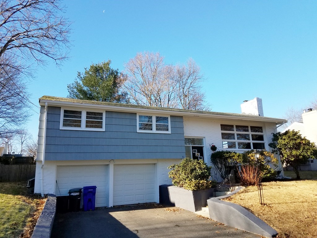 61 Cypress Rd, Milton