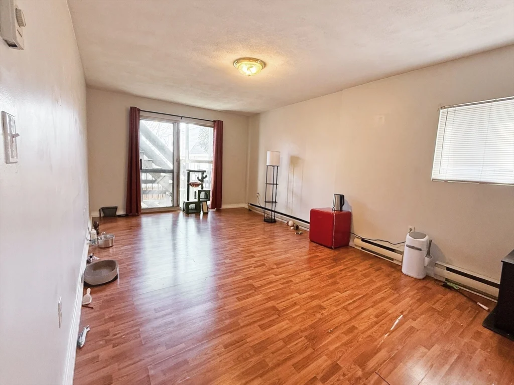 52 Sargent Ave, Winter Hill