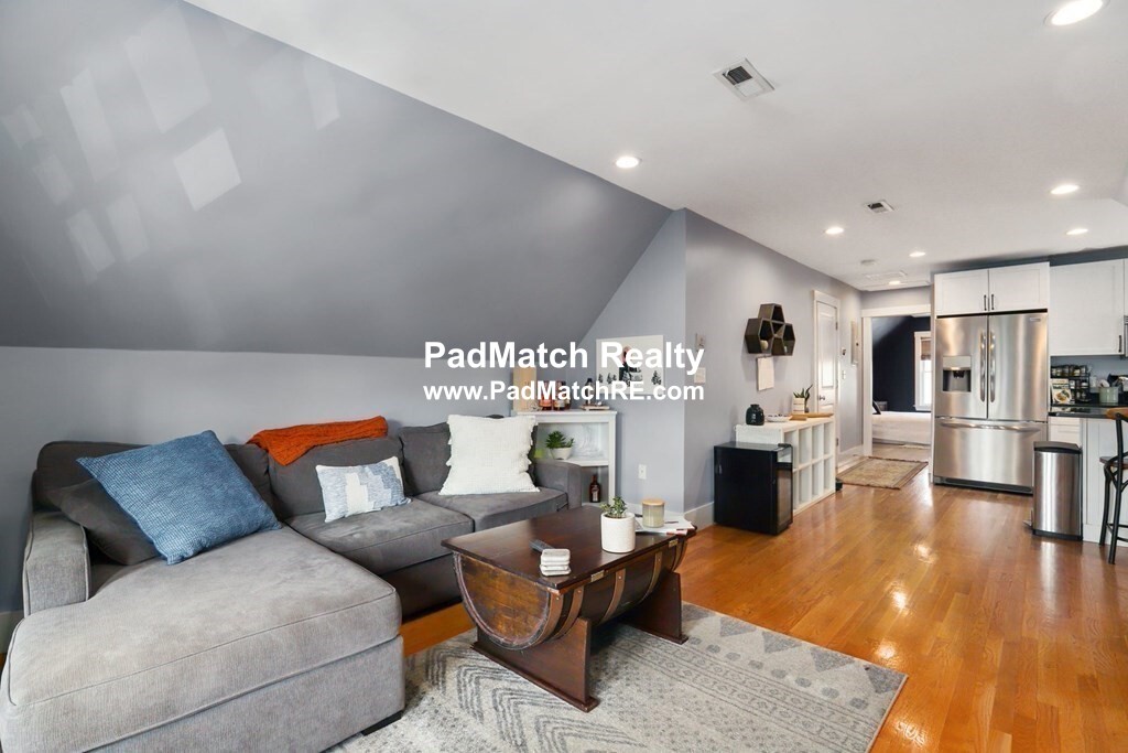 15 Harvest St, Dorchester