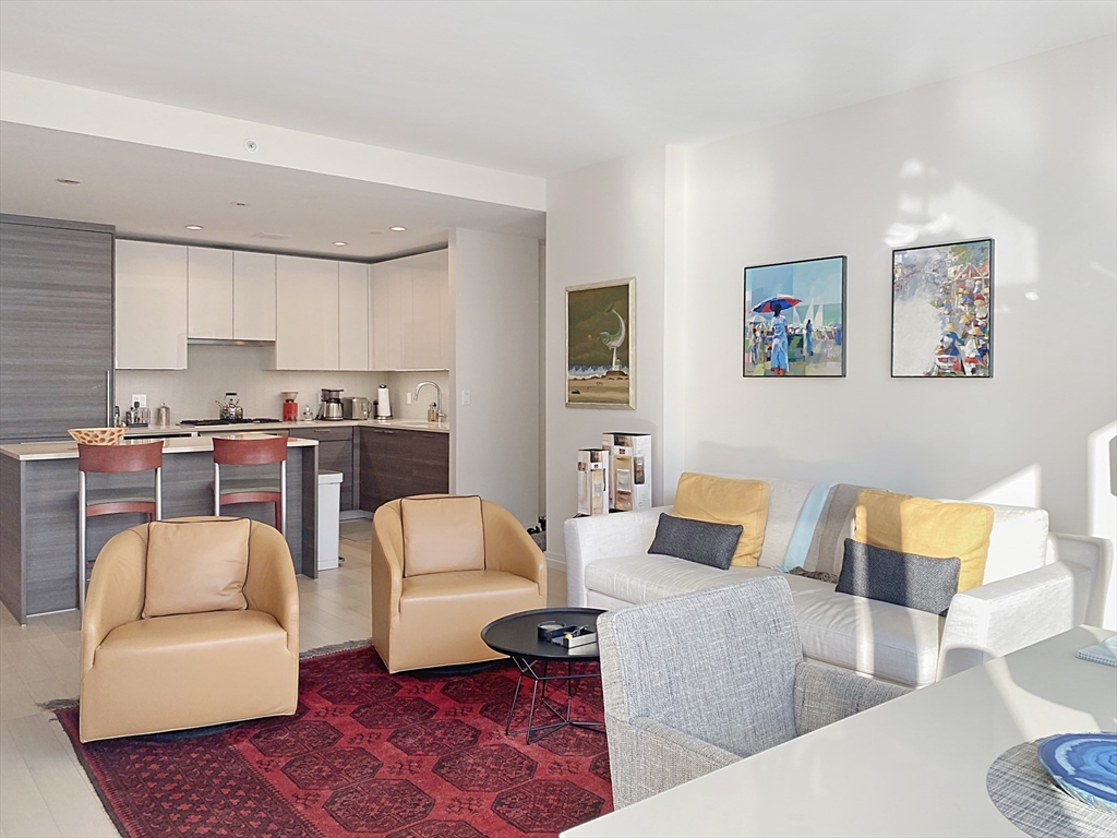 1 Franklin St, Midtown