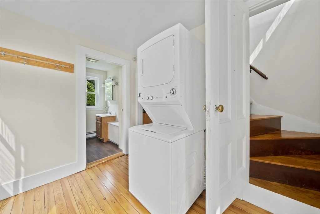 17 Lovers Ln, Duxbury