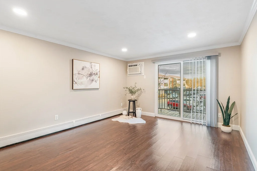 10 Woodcrest, Weymouth