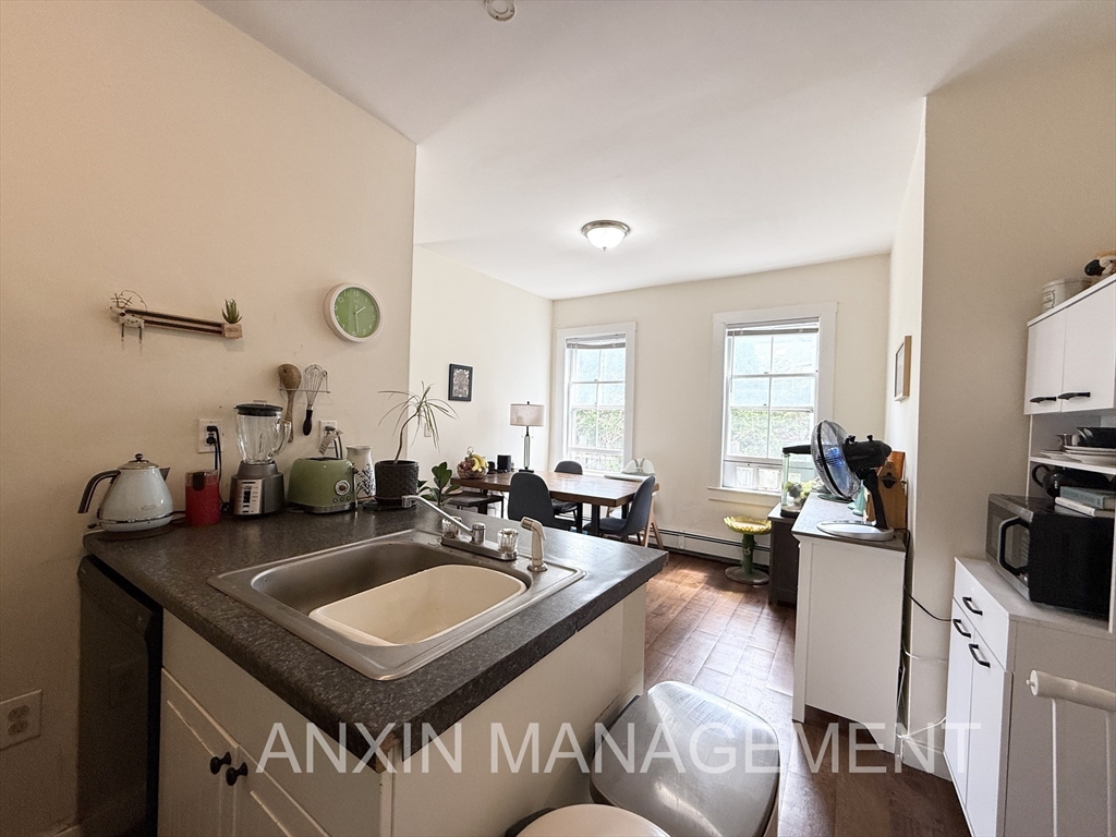 41 Clifton St, North Cambridge