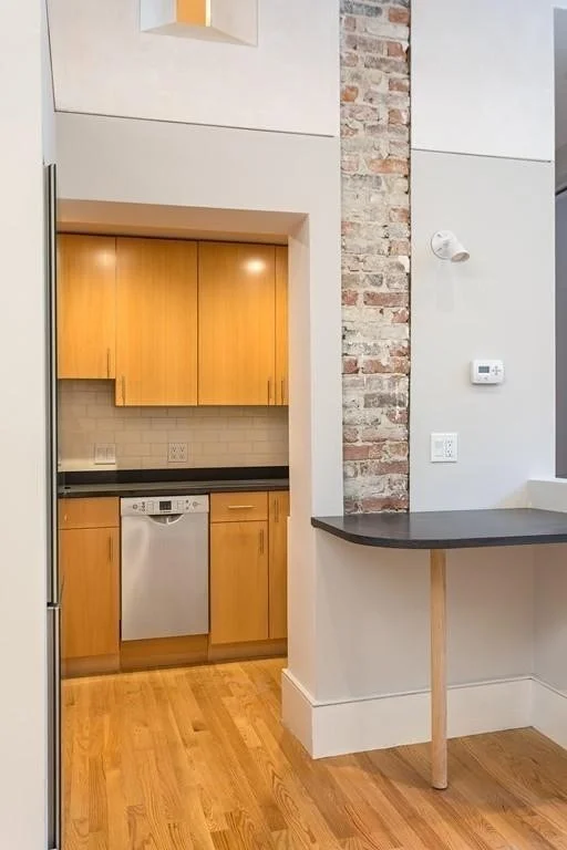 107 N St, South Boston