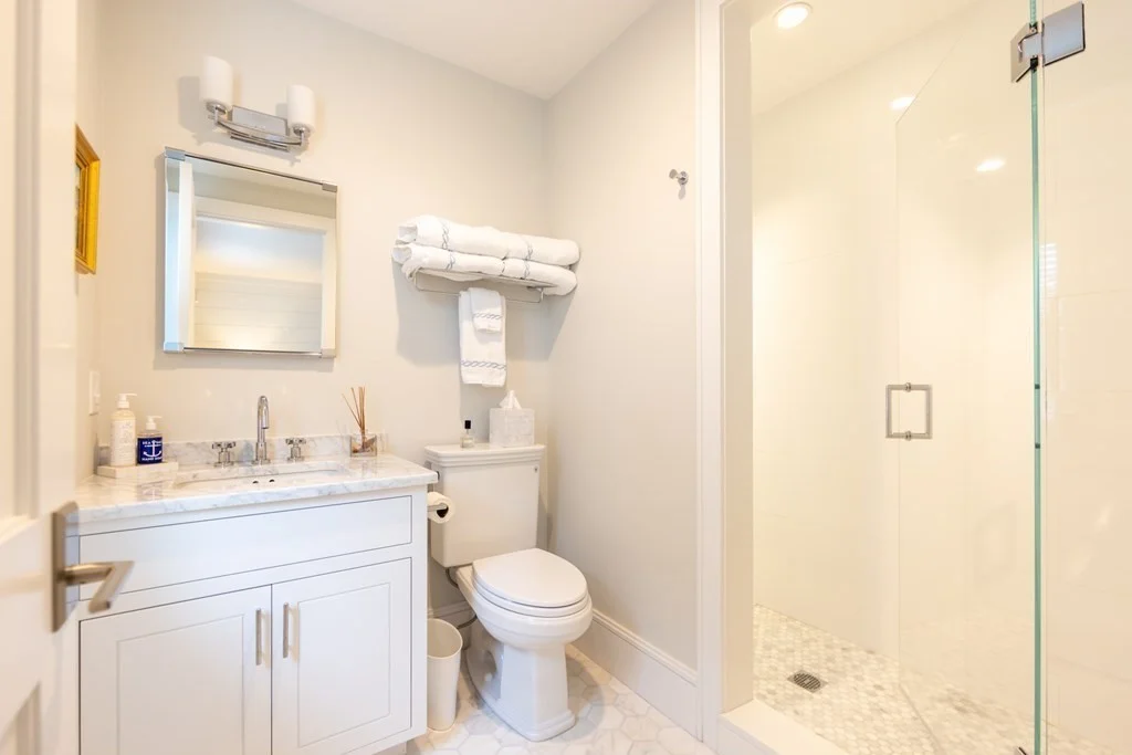 12 East Lincoln Ave, Brant Point