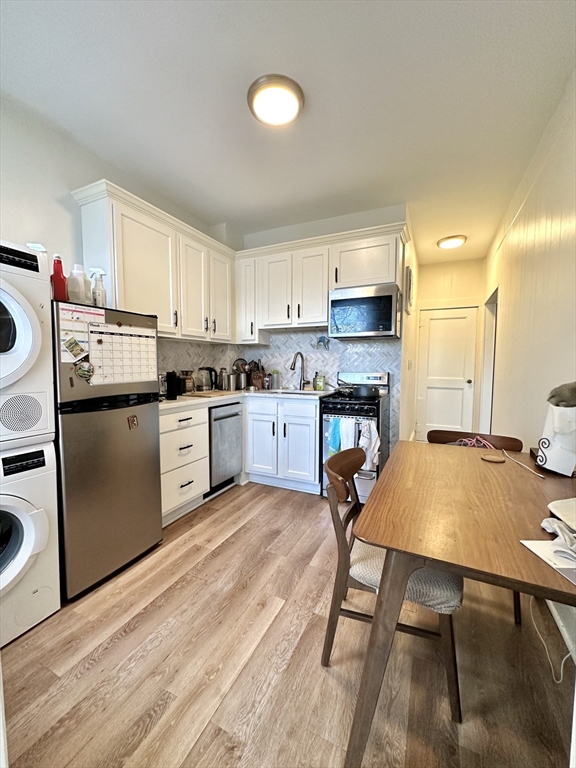 130 Fuller St, Coolidge Corner