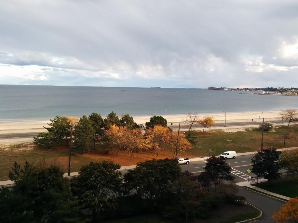 382 Ocean Ave, Revere