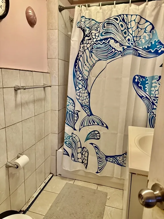 9 Newhall St, Lowell