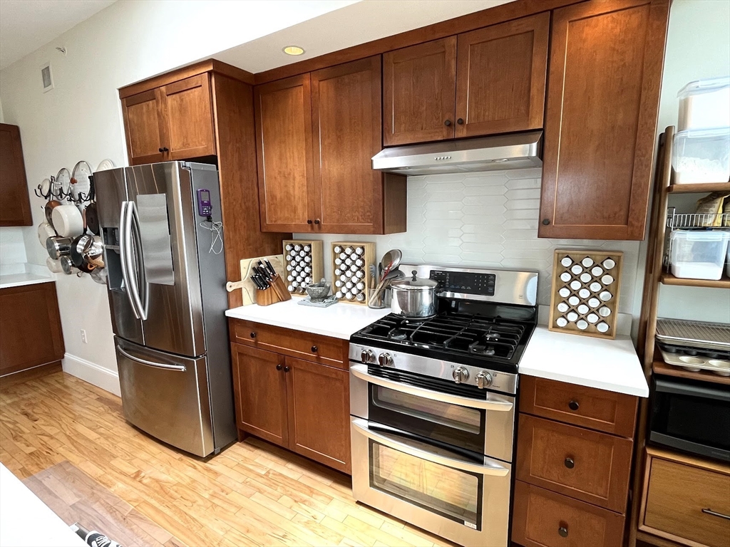 43 Park St, Somerville