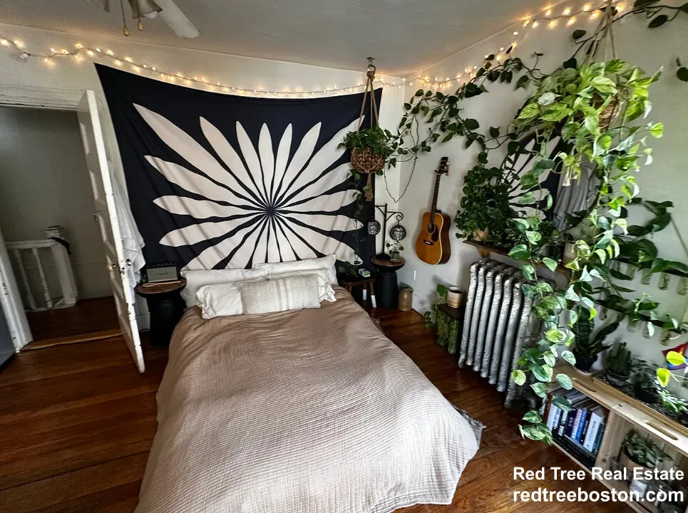 40 Hooker St, Allston