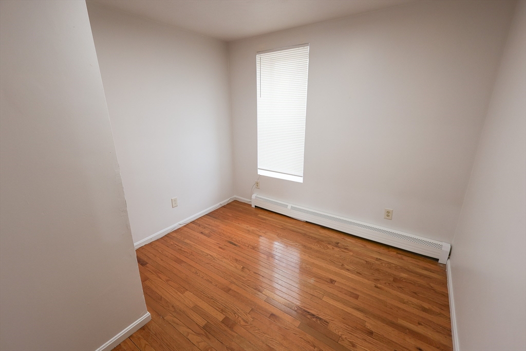 61 Saint James St, Roxbury