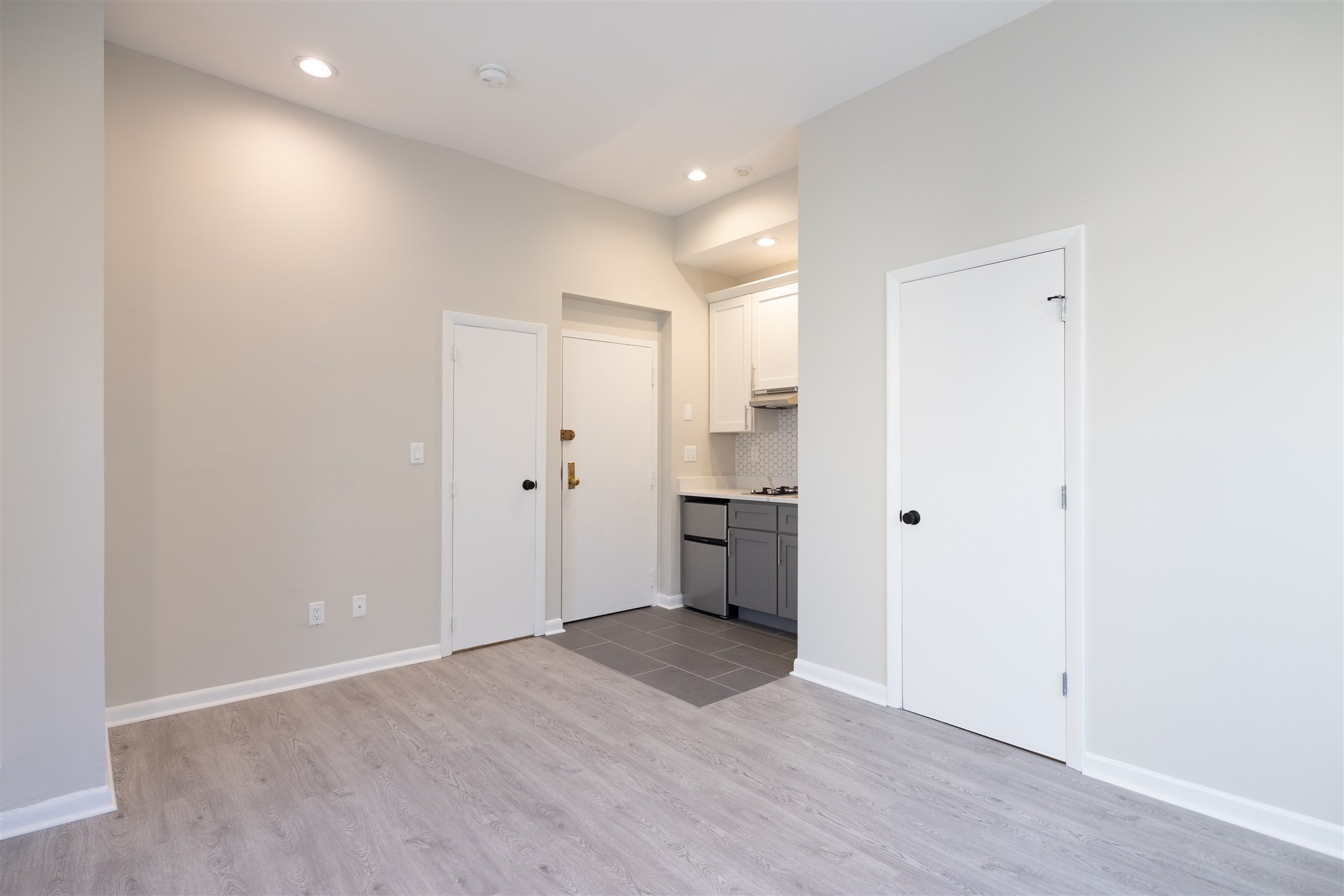 158 Saint Botolph St, Back Bay