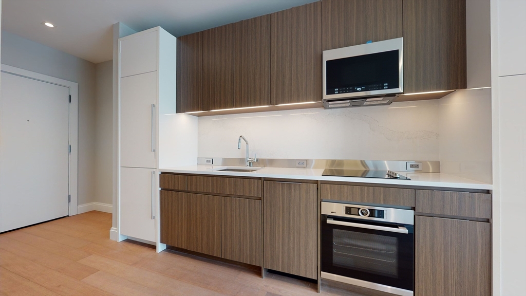 100 Shawmut, South End