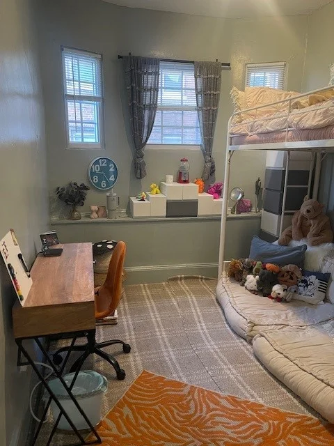 186 Naples Rd, North Brookline