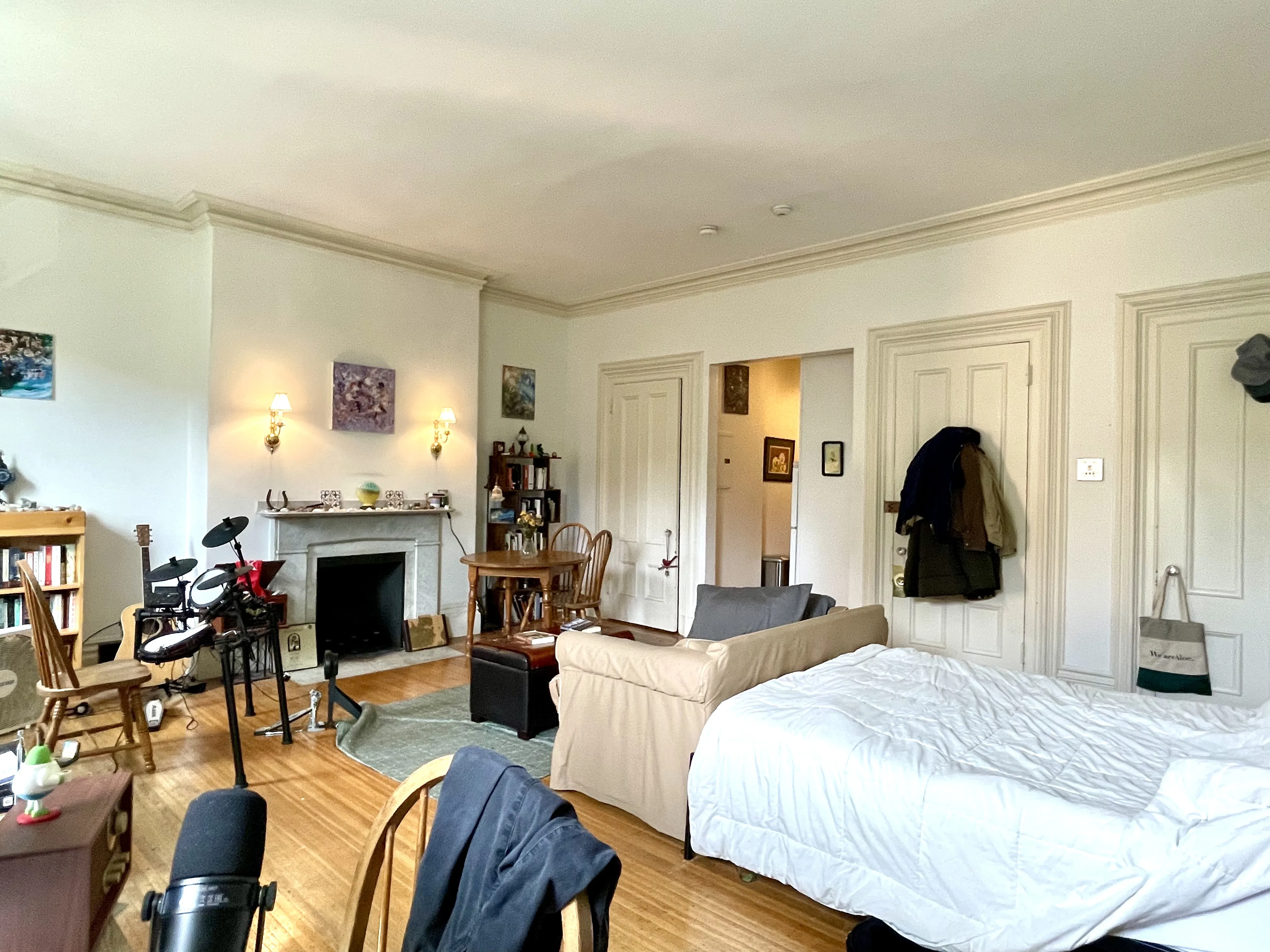 141 Beacon St, Back Bay