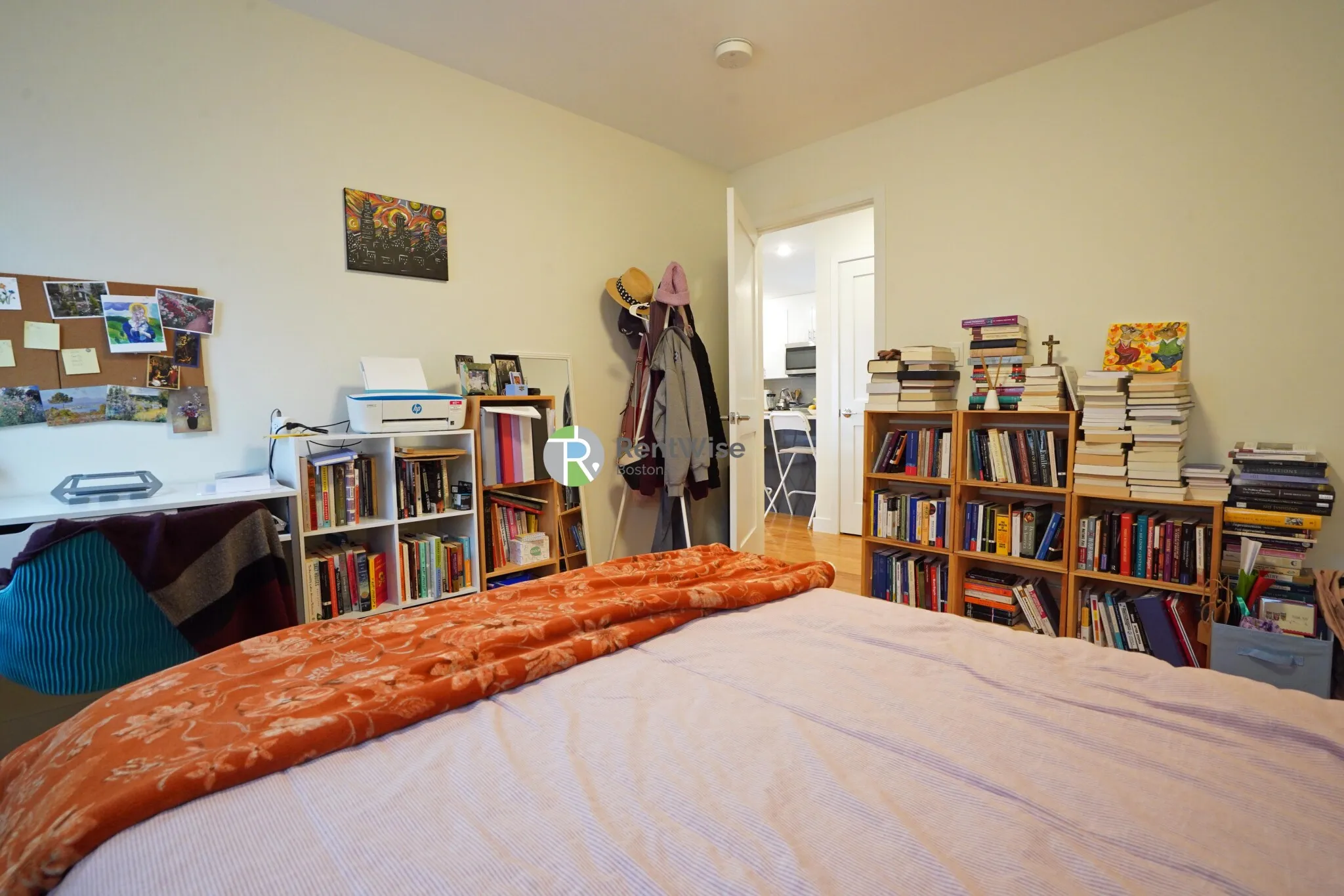 15 Kelley Ct, Allston