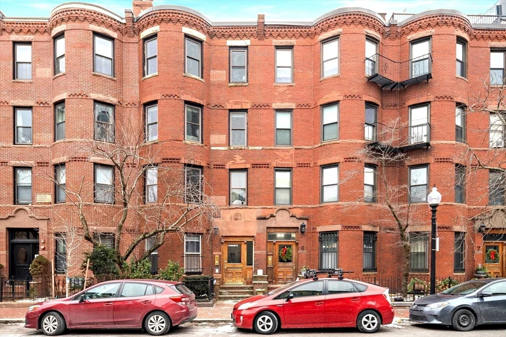 11 Albemarle St, Back Bay