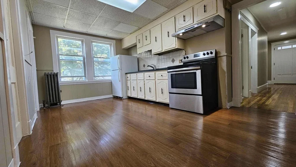 15 Beacon St, Quincy