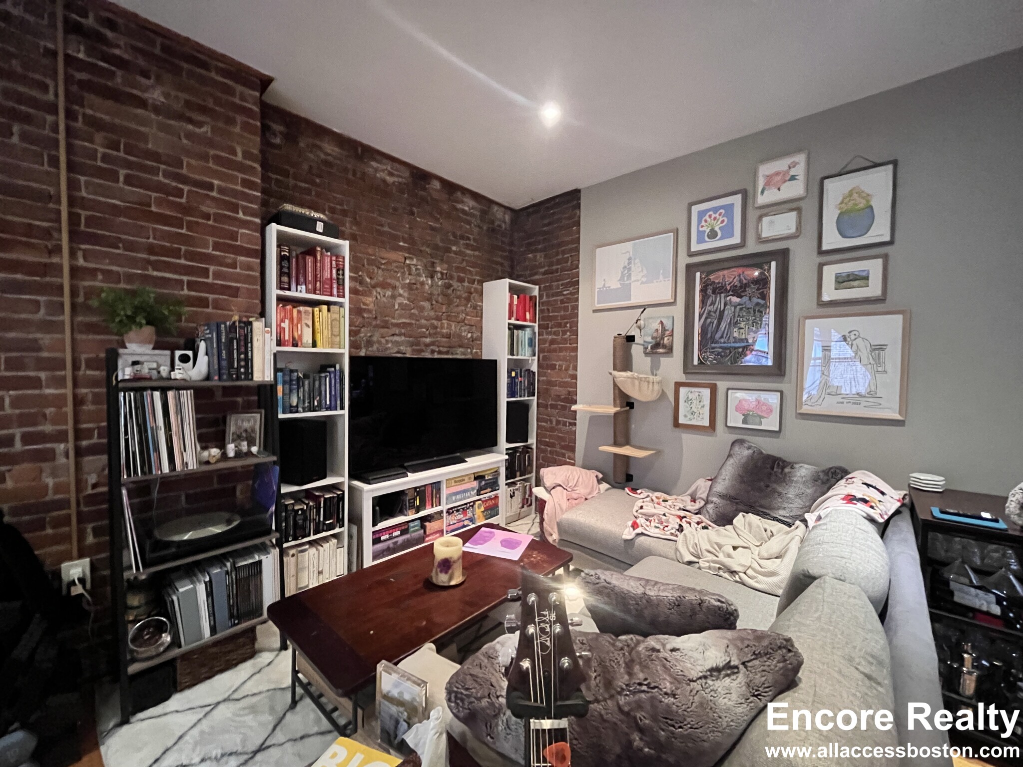 17 Garrison St, Back Bay