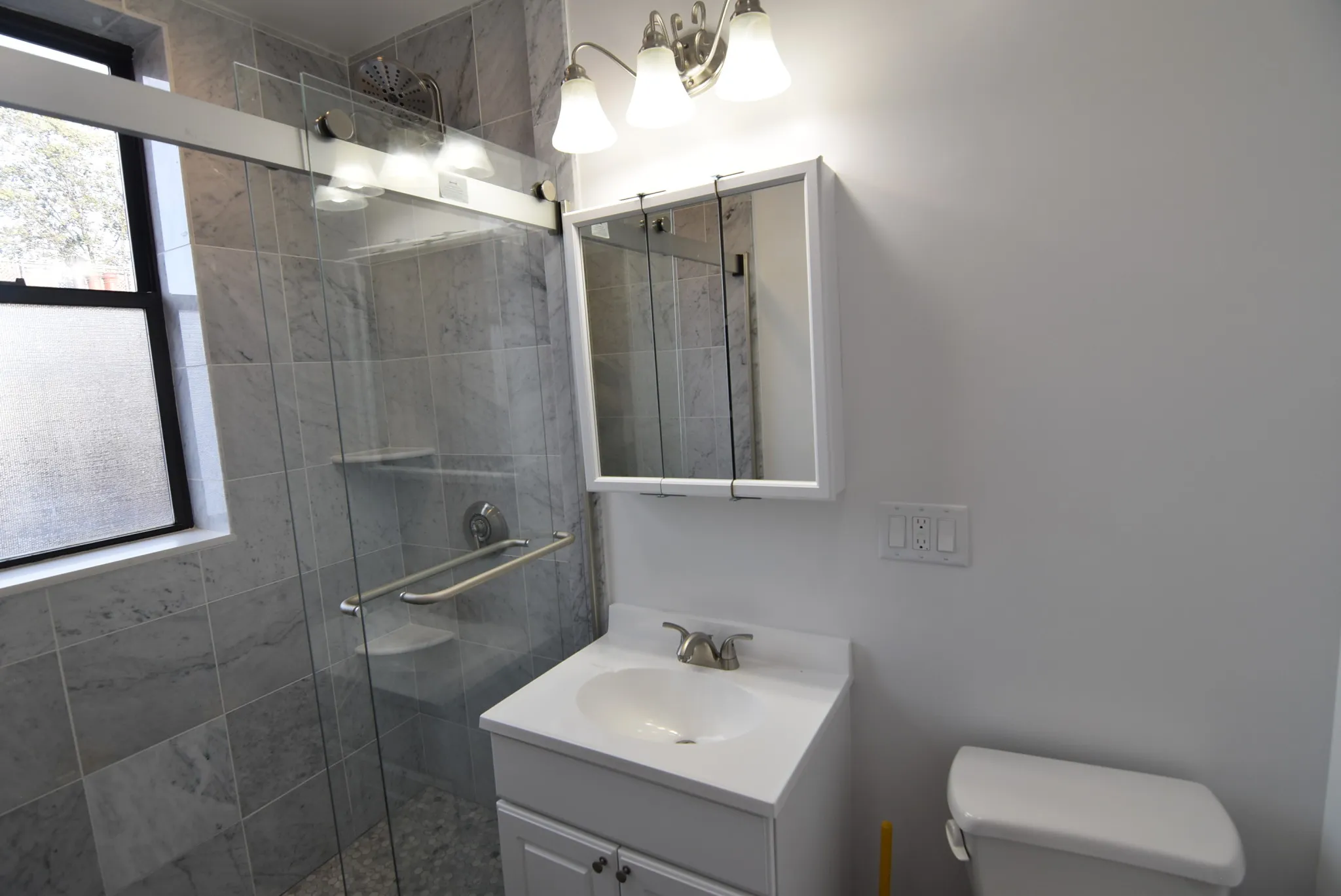 11 Queensberry St, Fenway