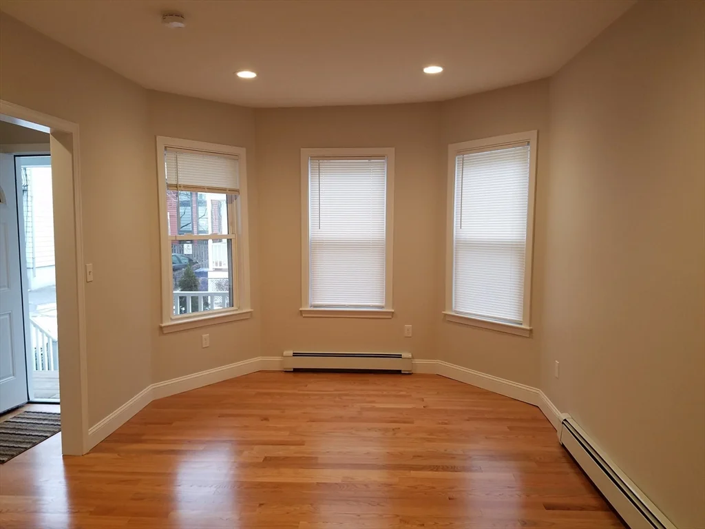 6 Speridakis Ter, Cambridgeport