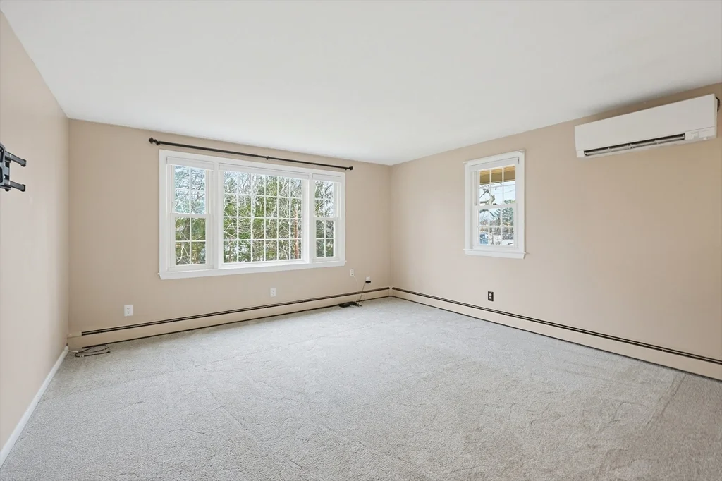 110 Oswego, South Bellingham