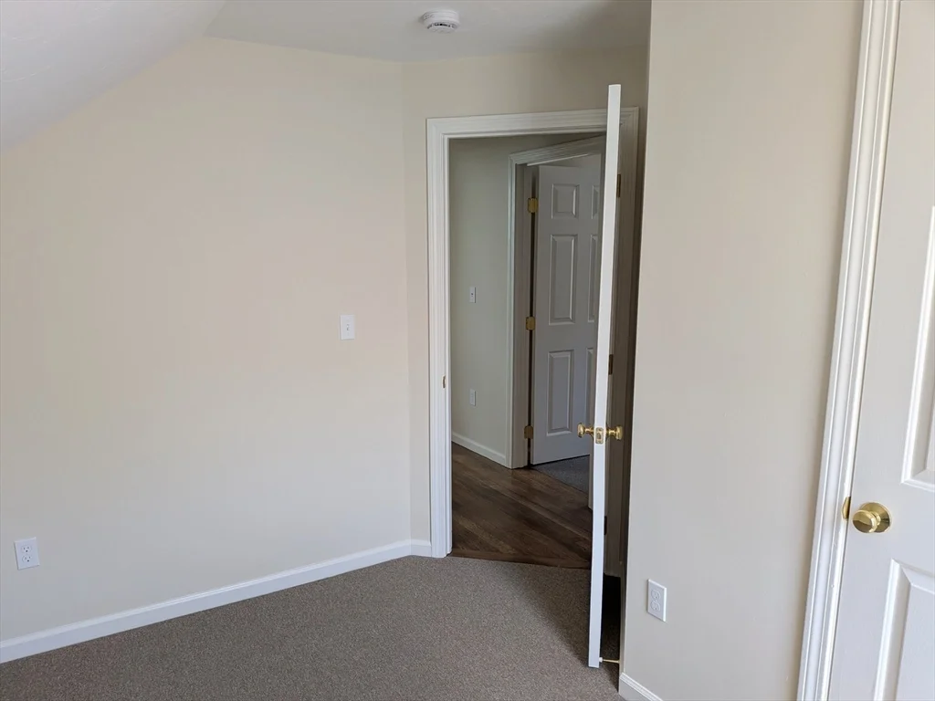 146 Pine St, Attleboro