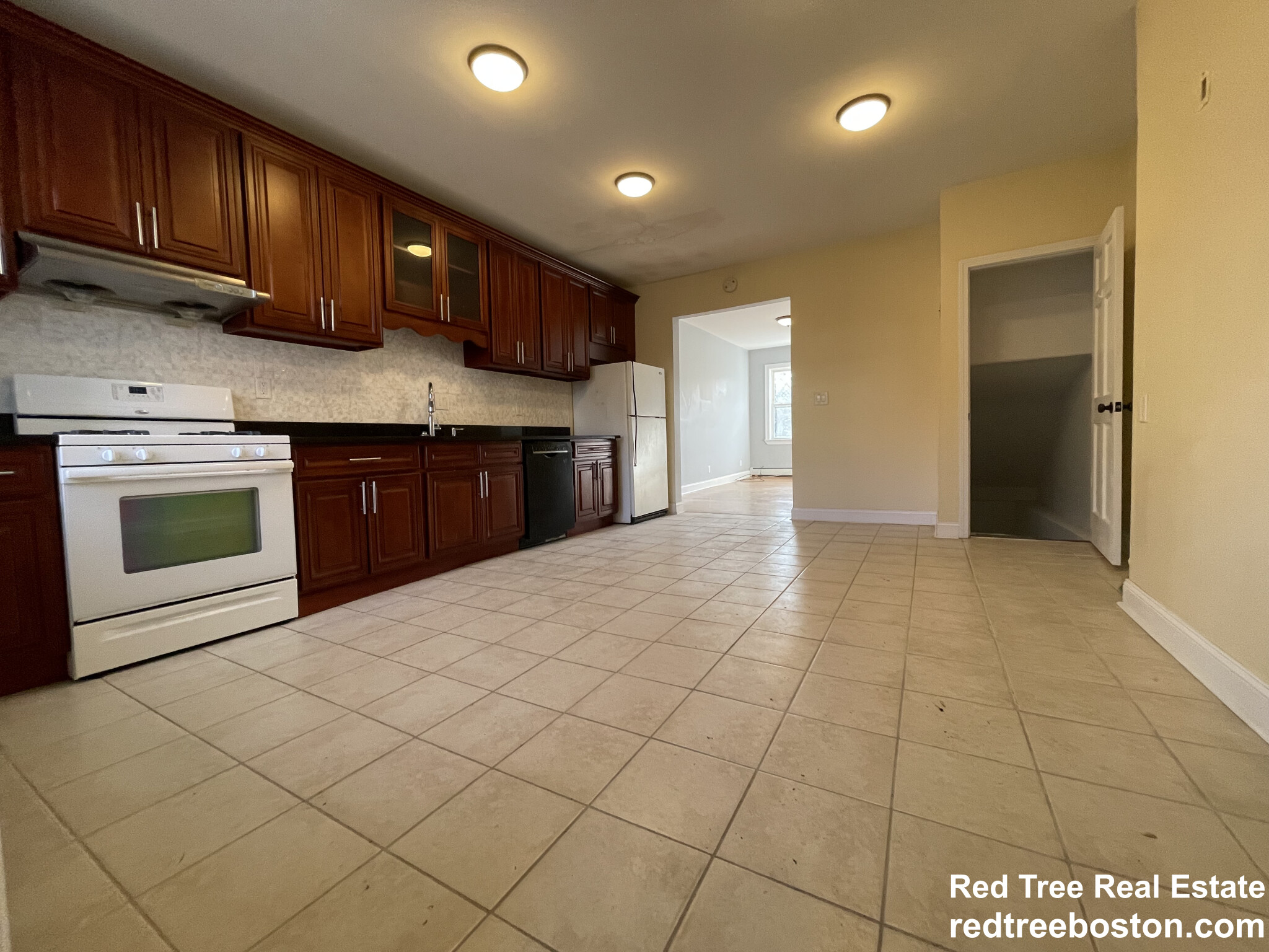 7 High Street Pl, Brookline