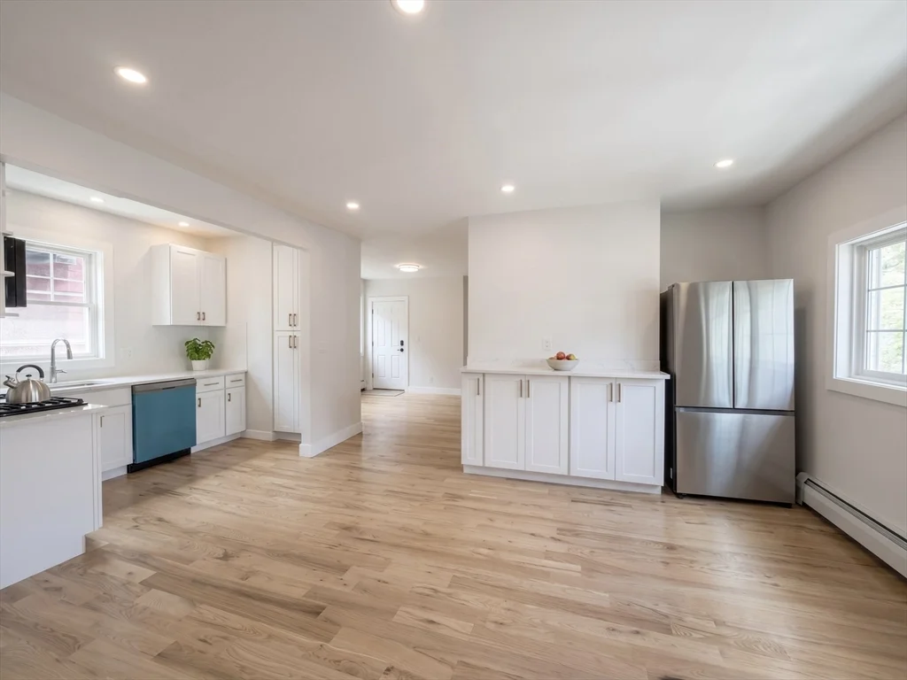 10 Pearl, West Everett
