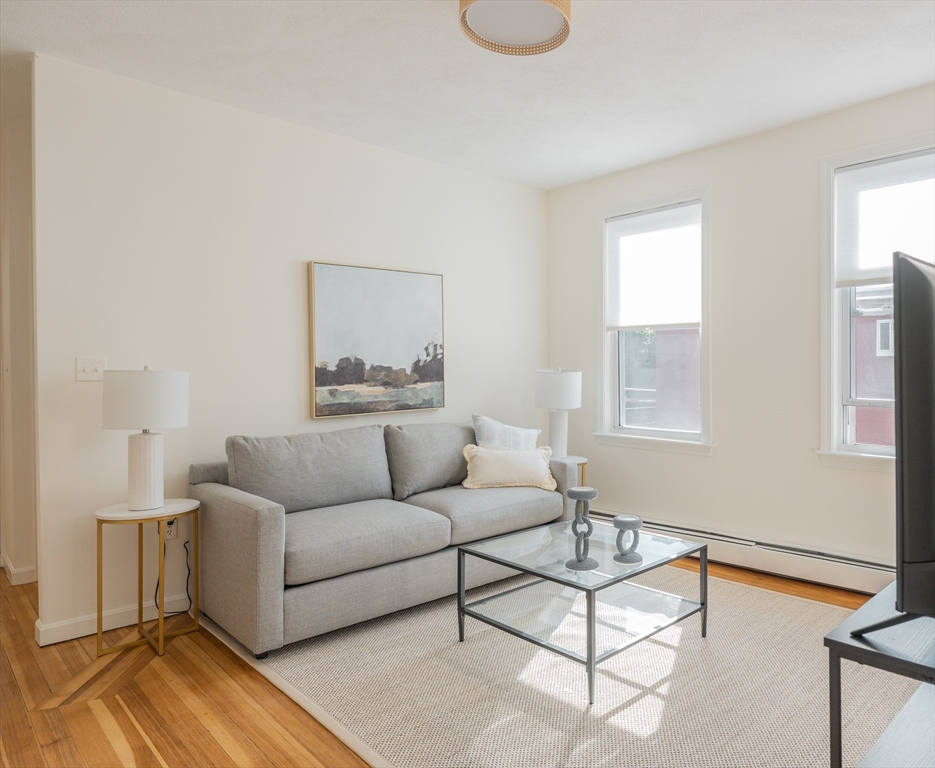 34 White Pl, White Place