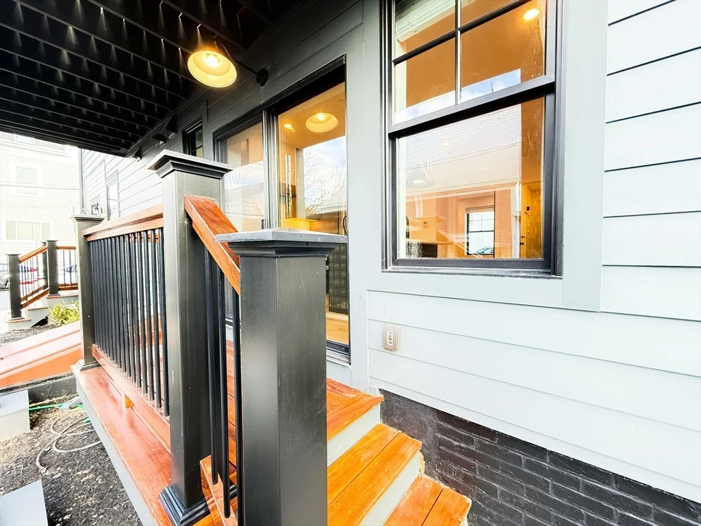 99 5th St, East Cambridge
