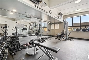 12 Stoneholm St, Back Bay