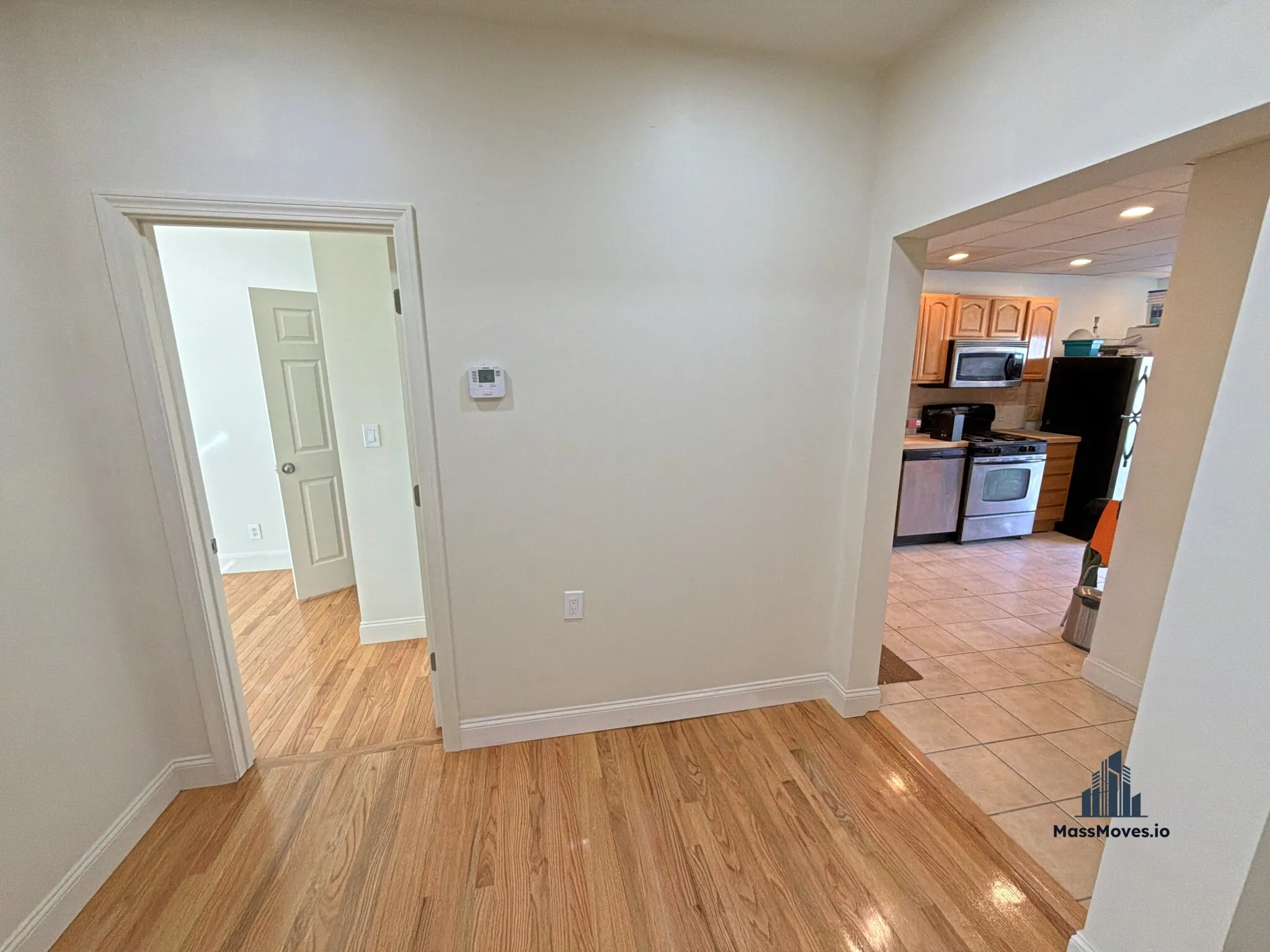 130 West 8th St, South Boston