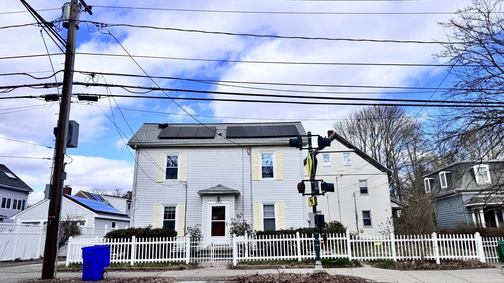 298 Langley Rd, Newton