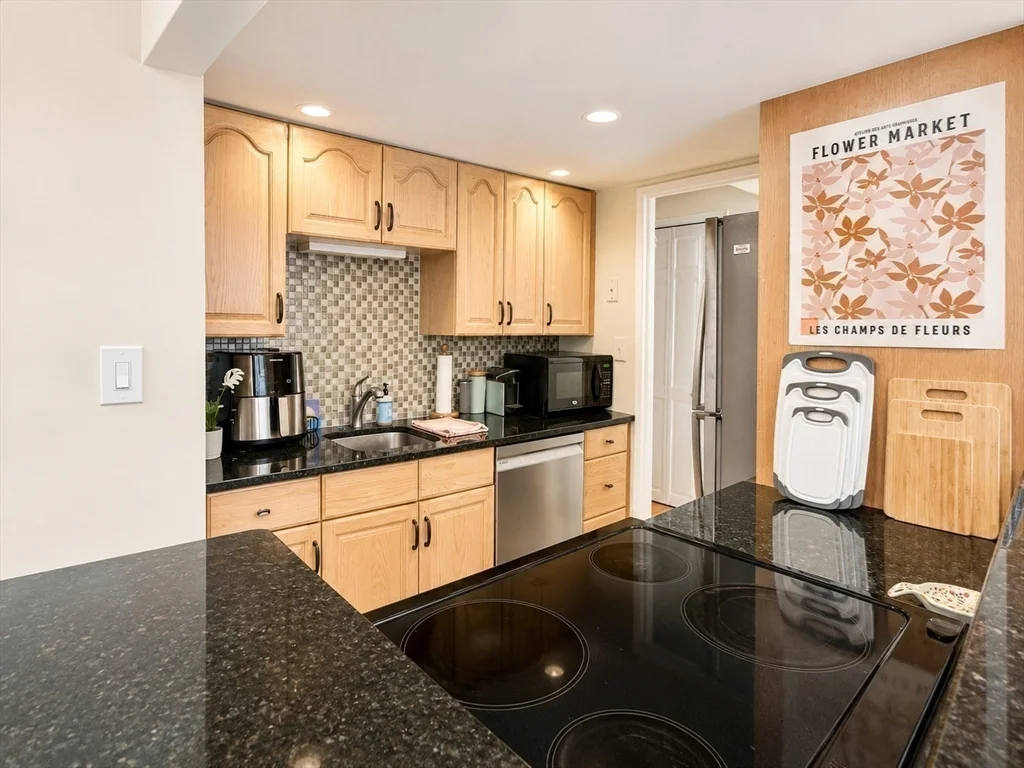 31 Harris, Coolidge Corner