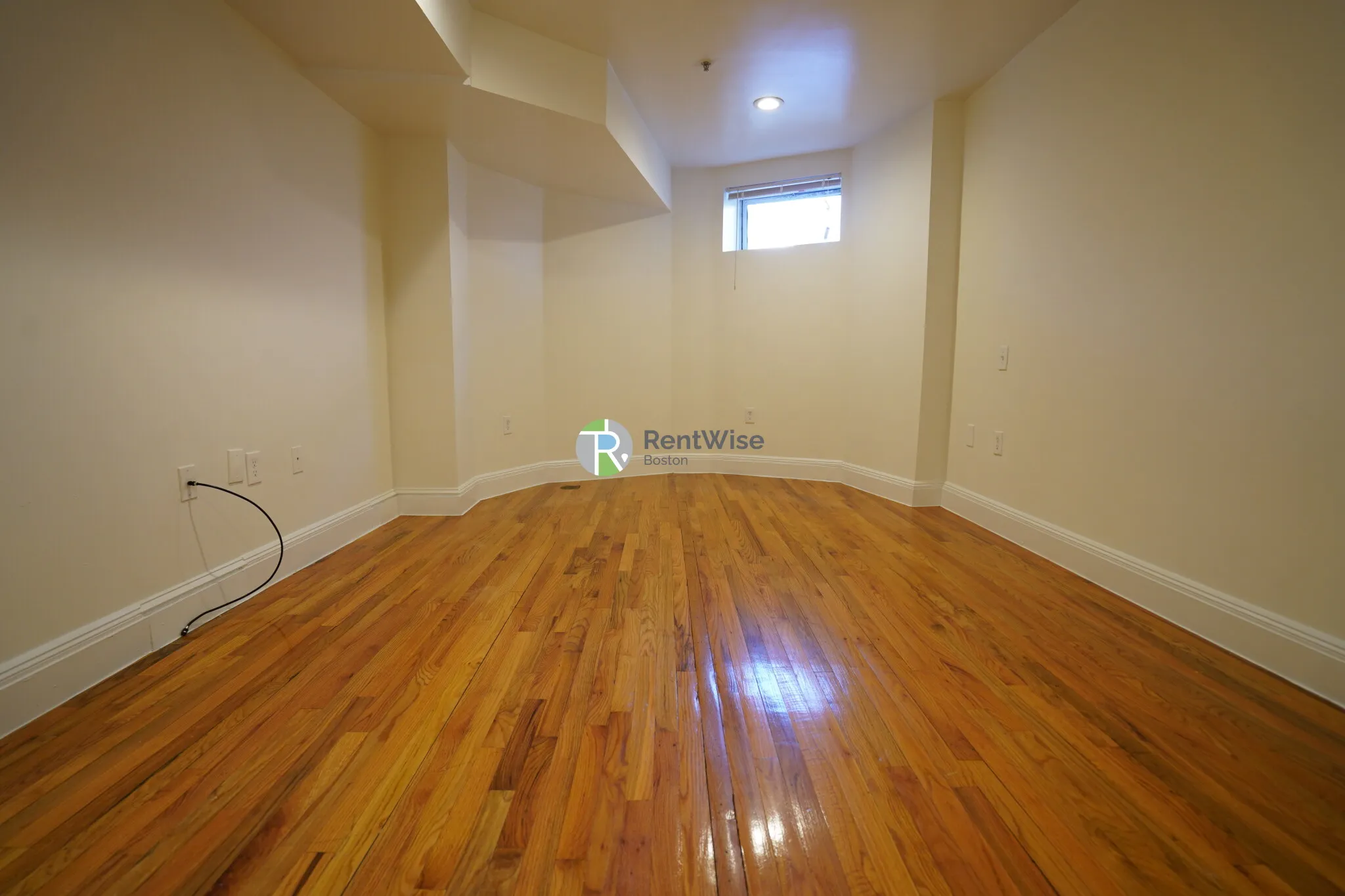 10 Brainerd Rd, Allston