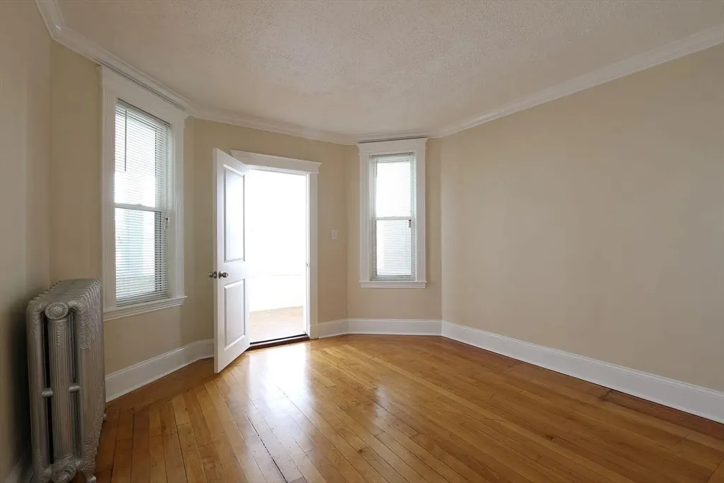 71 Walnut Park, Roxbury