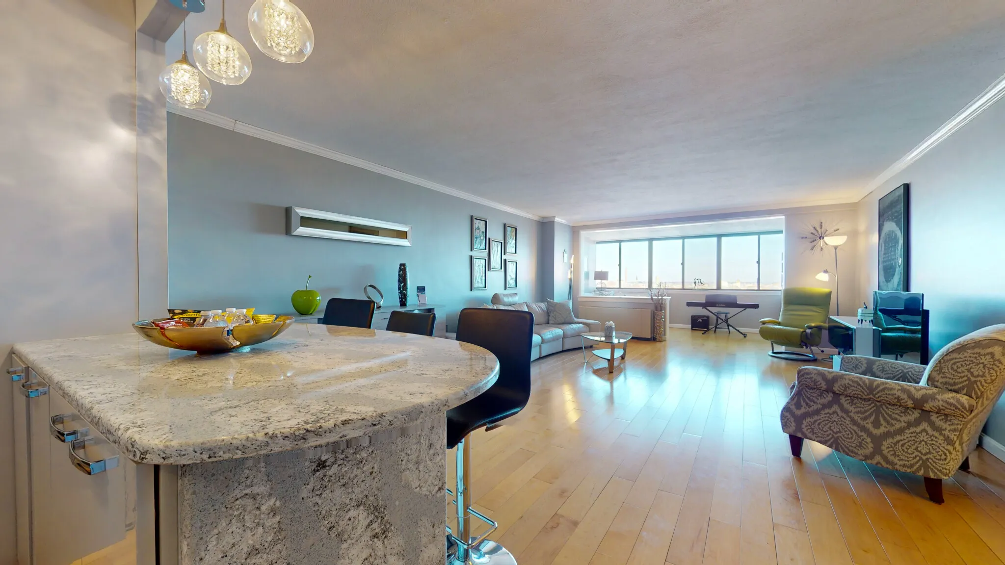 8 Whittier Pl, West End