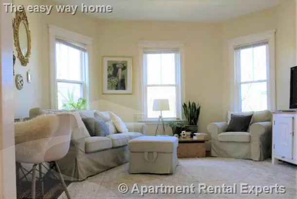 6 Poplar Rd, Huron Village