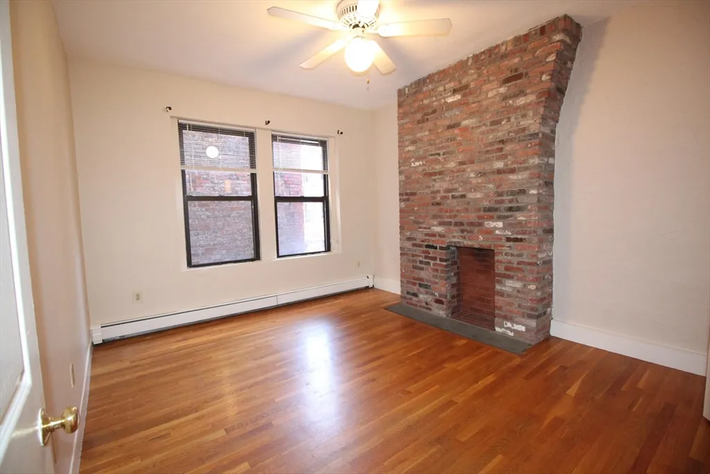 11 Worcester St, South End