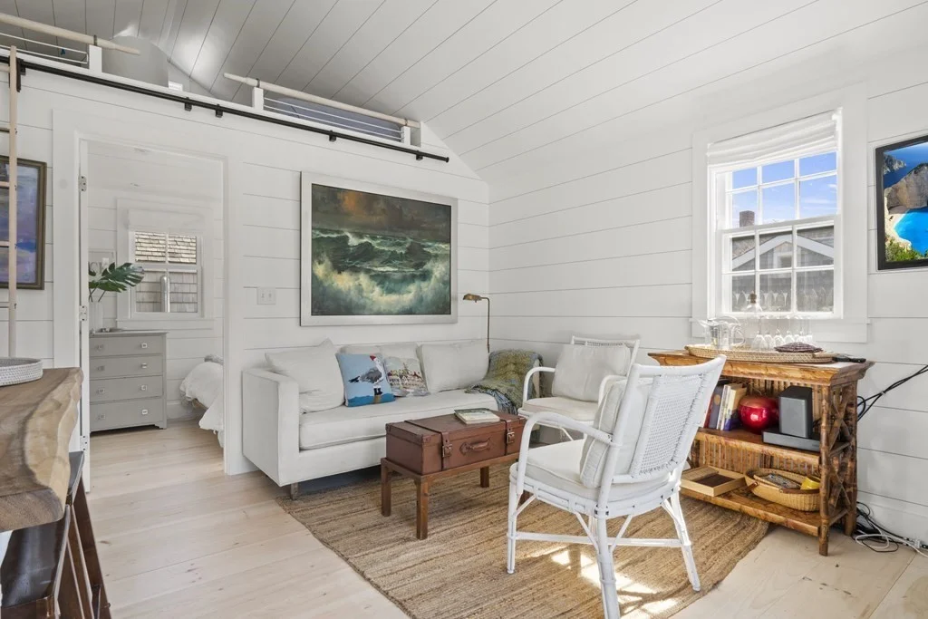 2 Cabot Ln, Nantucket