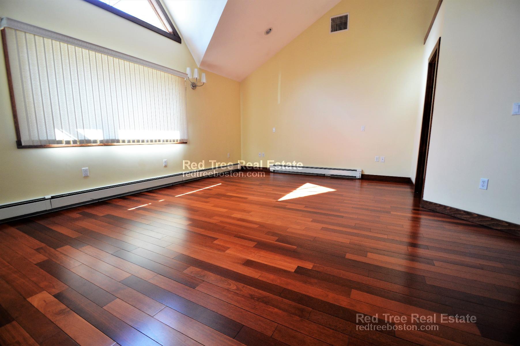 64 Ballardvale St, Wilmington