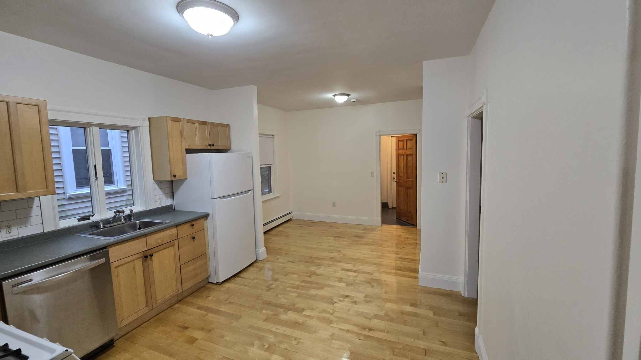 40 Brackett St, Oak Square