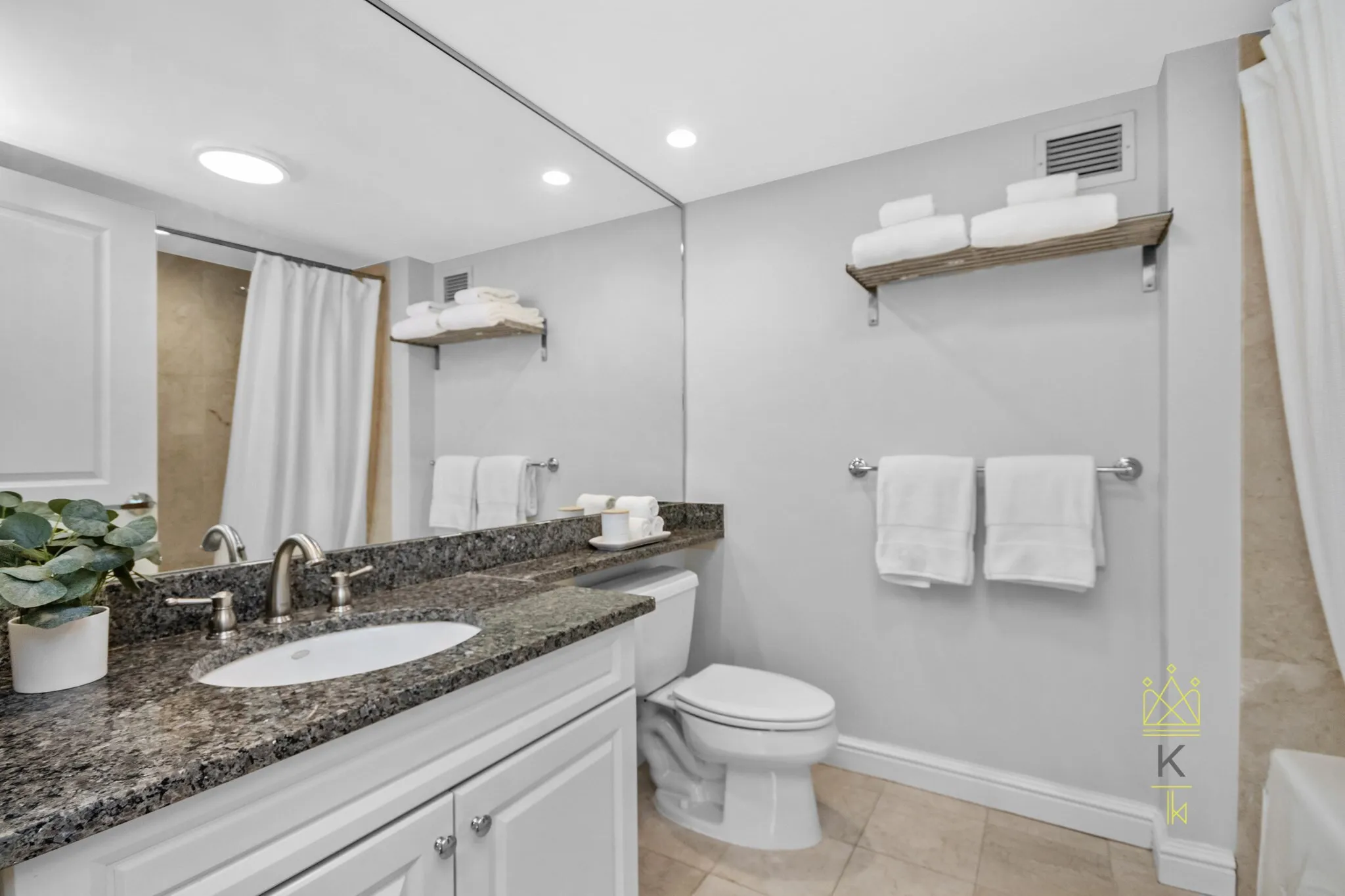 185 Massachusetts Ave, Fenway