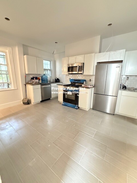 14 Quint Ave, Allston