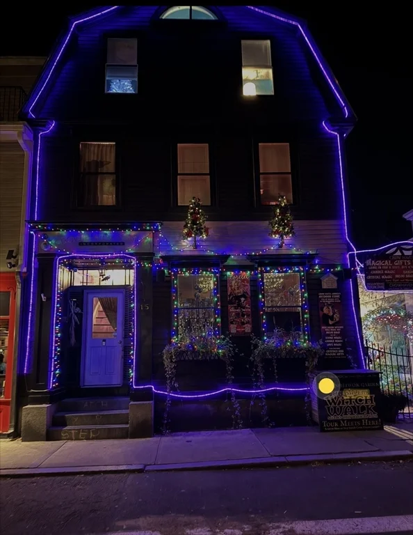 125 Essex St, Salem