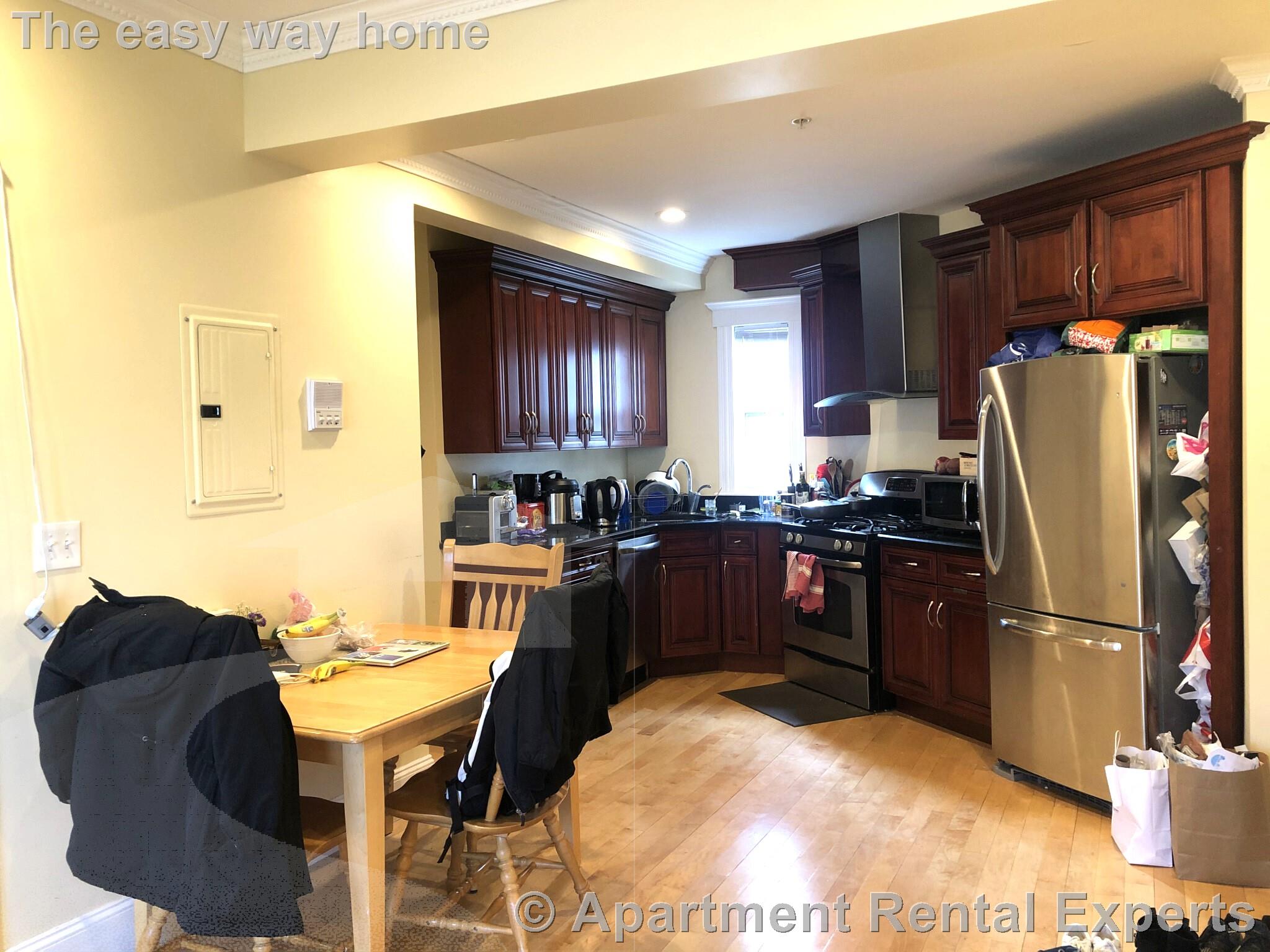 156 Magazine St, Cambridgeport