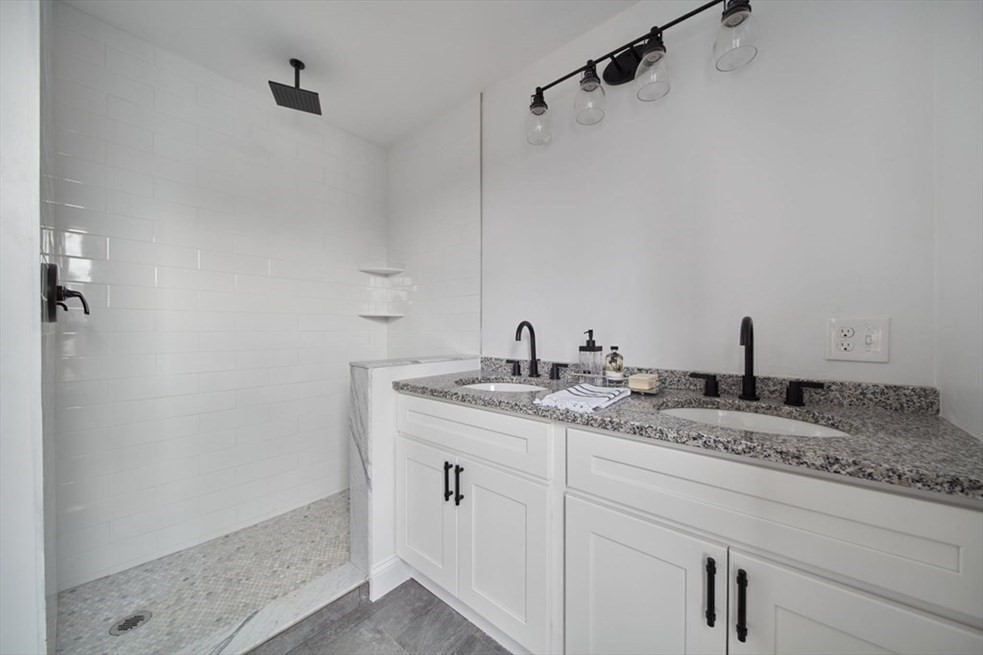 14 Cottage St, Chelsea